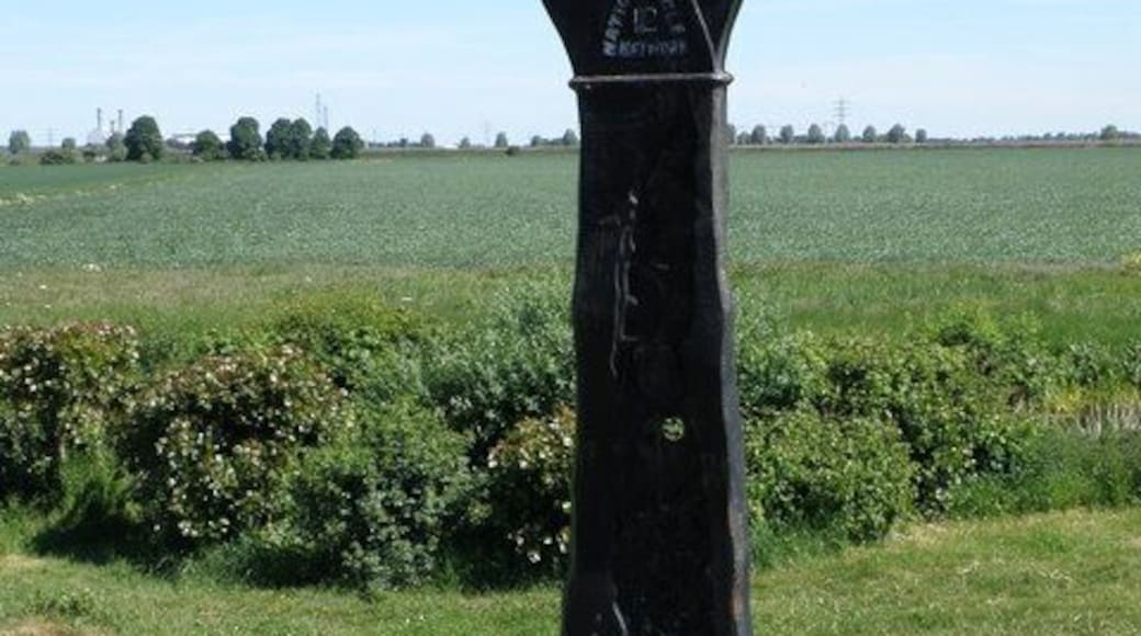 Mile Post near Stanground A National Cycle Network mile post on the cycle path that loops round the outskirts of Stanground village.
