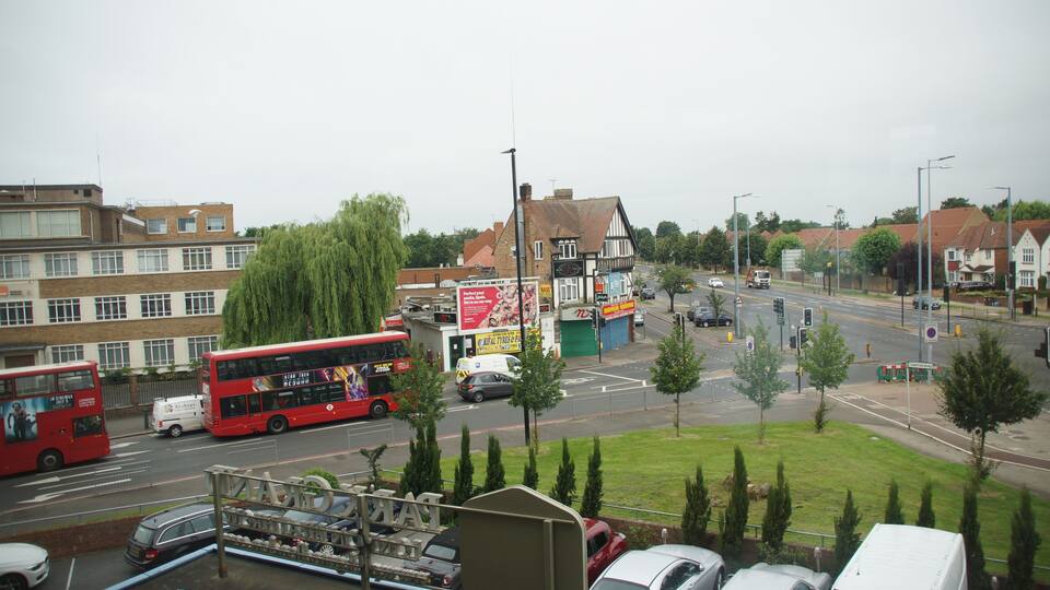 Hounslow, UK