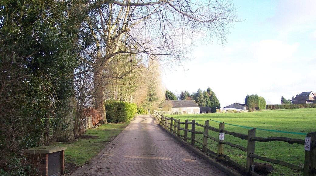 Access road to Sundridge Place Farm Seen from Church Road. This is also a bridleway, through the farm to Dryhill Farm.