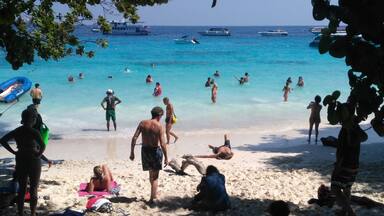 A "secret" beach at the Similan Islands in Thailand. During the time when these beautiful islands are open to the public they are full of people. Travel tip: try to stay here overnight, so you can see the beauty of the island in the early morning when the tourists have not yet arrived #LifeAtExpedia