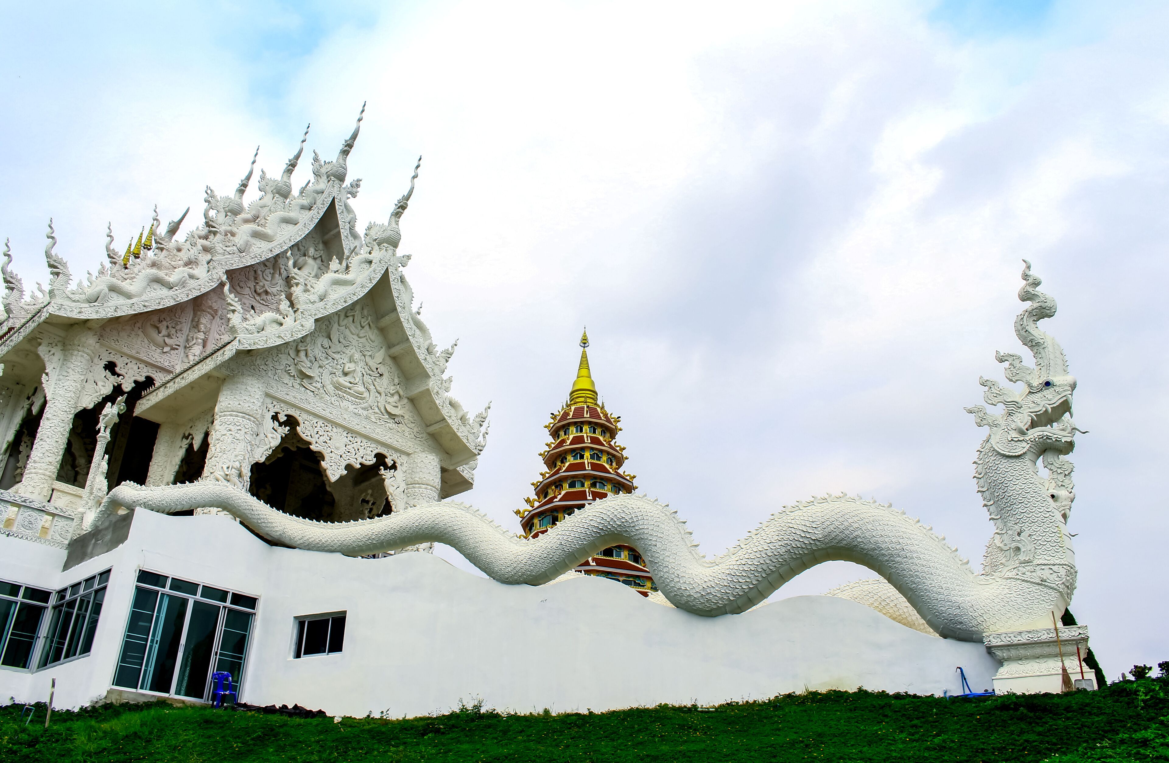 Wat Huai Pla Kang Popular Tourist Attraction in Chiang Rai