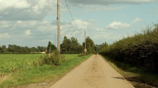 Road to Orwell Pit Farm