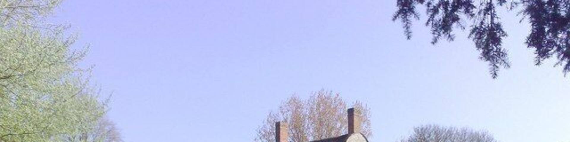 Almshouses, Great Linford The almshouses at Great Linford built circa 1696.