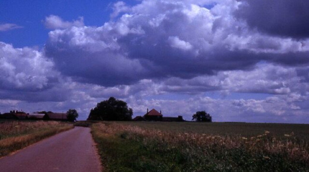 Obthorpe Manor Farm. There always seem to be more sky than land in the Fens