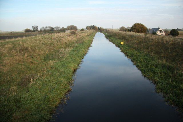 River Glen View NE from South Fen Bridge