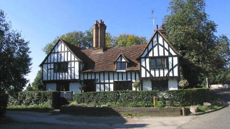 'Wallets', The Green, Great Warley. Great Warley used to be on the Walsingham to Canterbury pilgrim's way, and it is thought that this house was the last place they stayed before crossing the Thames marshes. Local legend has it that the name comes from the fact that pilgrims left their purses and wallets for safe-keeping. However the more likely explanation is from the medieval term 'waylet' for a cross roads.