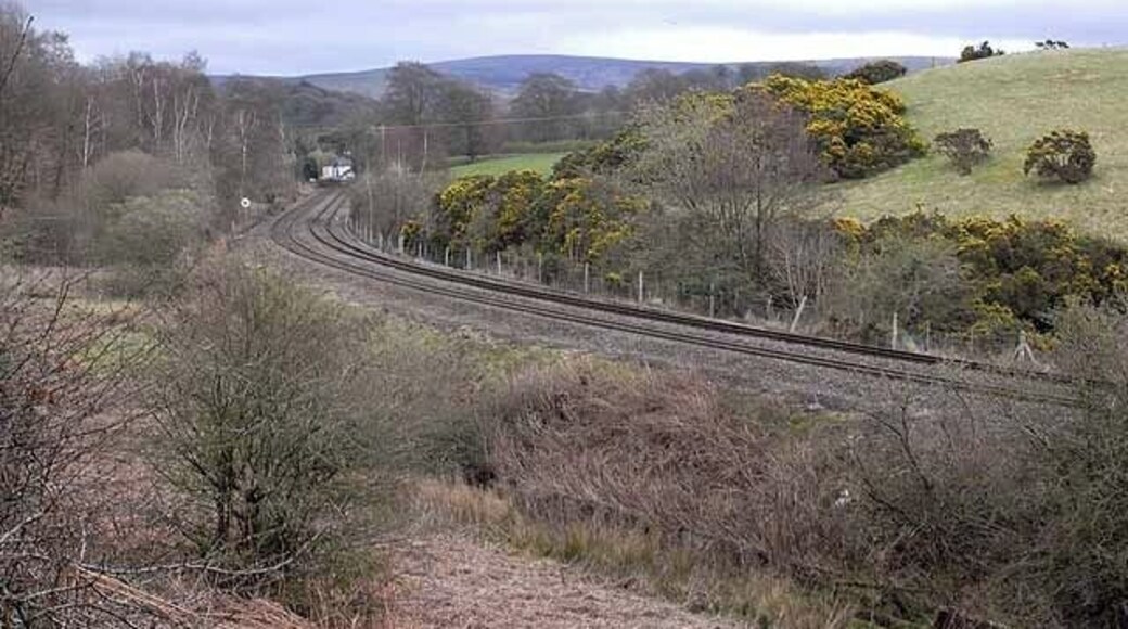 Carlisle to Newcastle railway Looking east, just to the east of the long-defunct How Mill Station.
