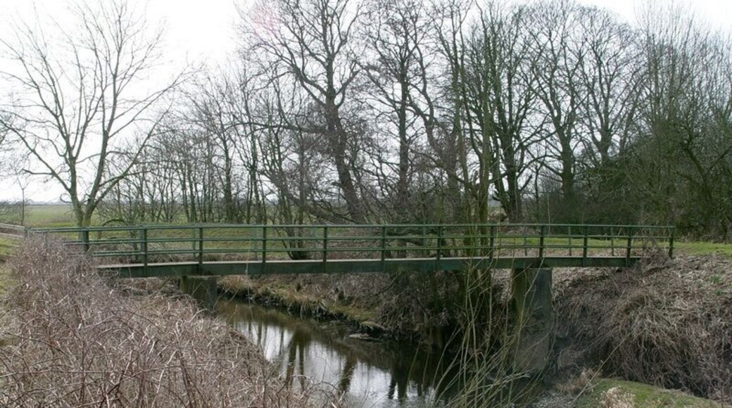 Roe Bridge A footbridge which crosses the River Brock