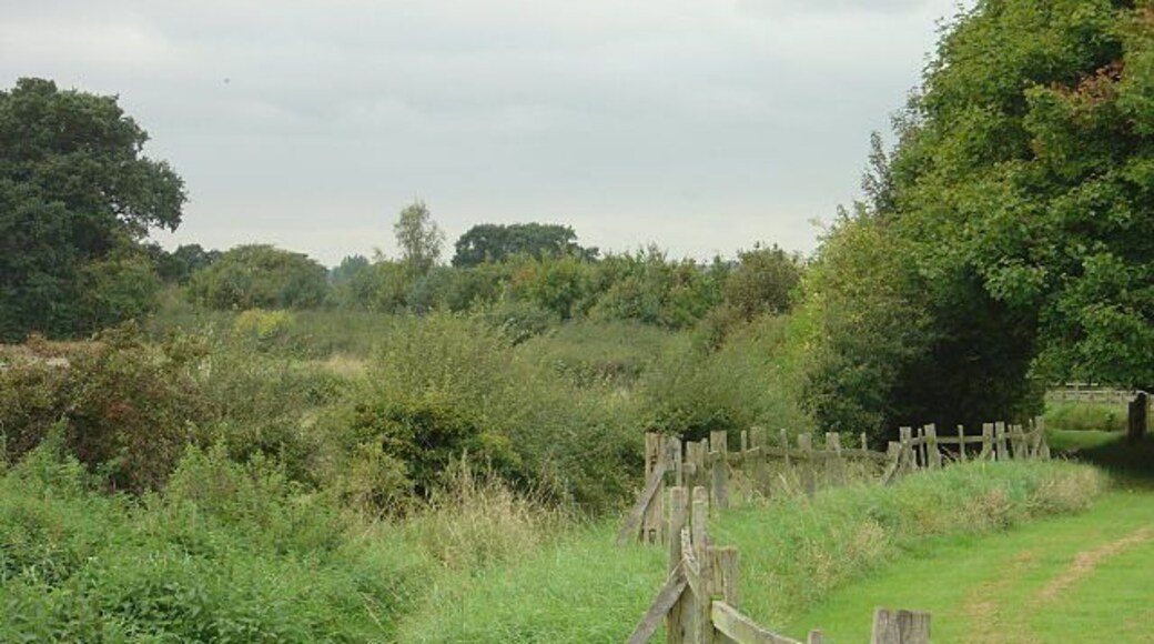 Bridleway to Ruddington. Passing Olgalans Lodge.