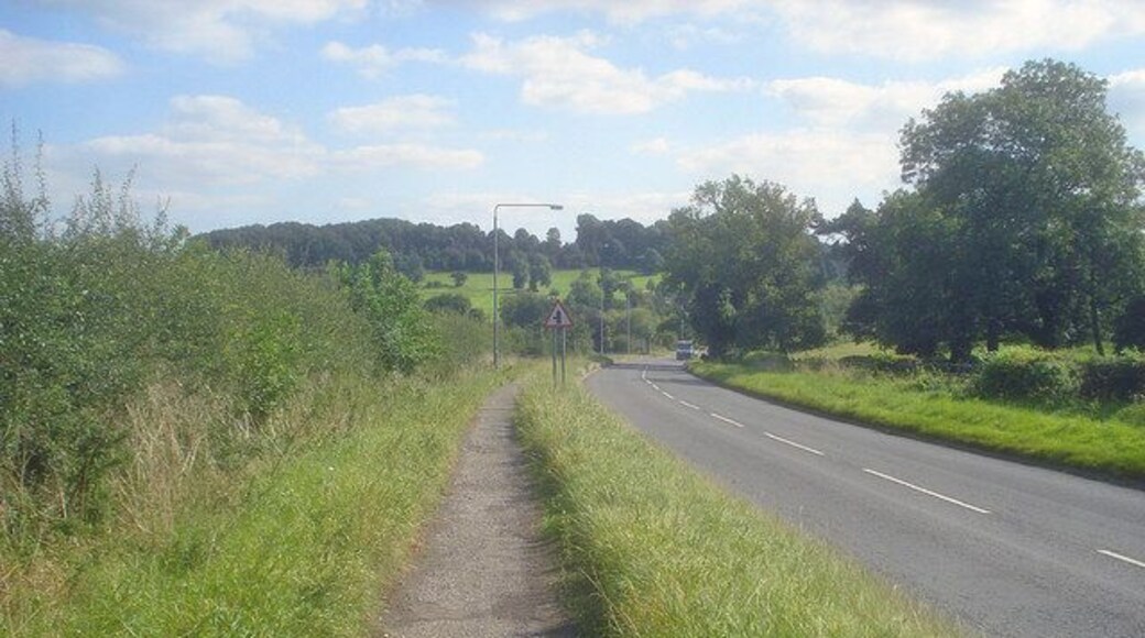 The B600 east of Greasley Looking south-east along the B600 Church Road and across the Giltbrook valley towards Bogend.