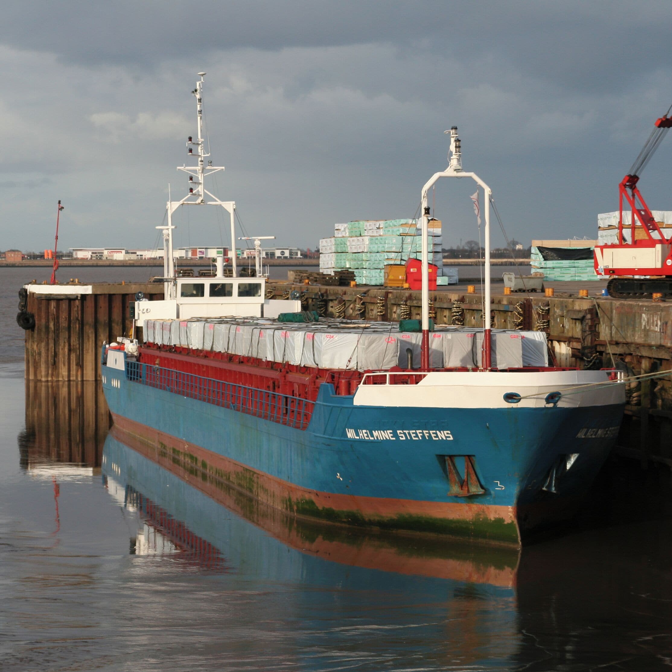 "Wilhelmine Steffens" at New Holland Dock on 31st December 2009. Photo taken using a Sigma 24-60mm lens.