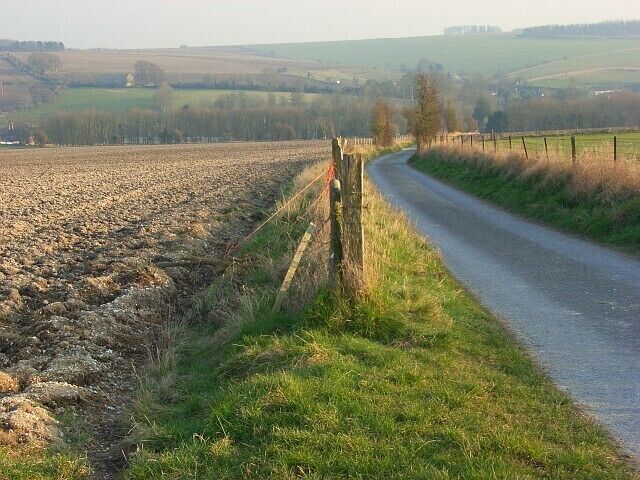 Farmland, Chitterne Arable field beside the bridleway that drops down to the northern end of the village from Imber Range.