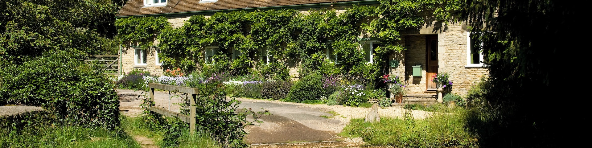 The ford crossing the river Dunt at Duntisbourne Rouse (Cotswolds, England).