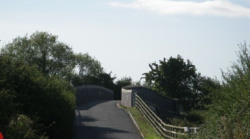 Denchworth Road Bridge. The north end. In the north half of the grid square.