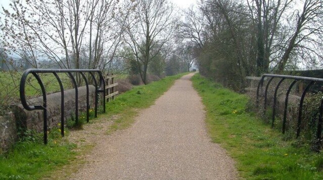 Disused railway cycleway, Donyatt The disused railway line from Chard to Ilminster is a useful cycle route avoiding the busy A358 (although further south the main road itself follows the course of the railway), and forms part of the incomplete Wessex Way Cycle Route. Looking south from the junction with the Sea-Donyatt footpath.