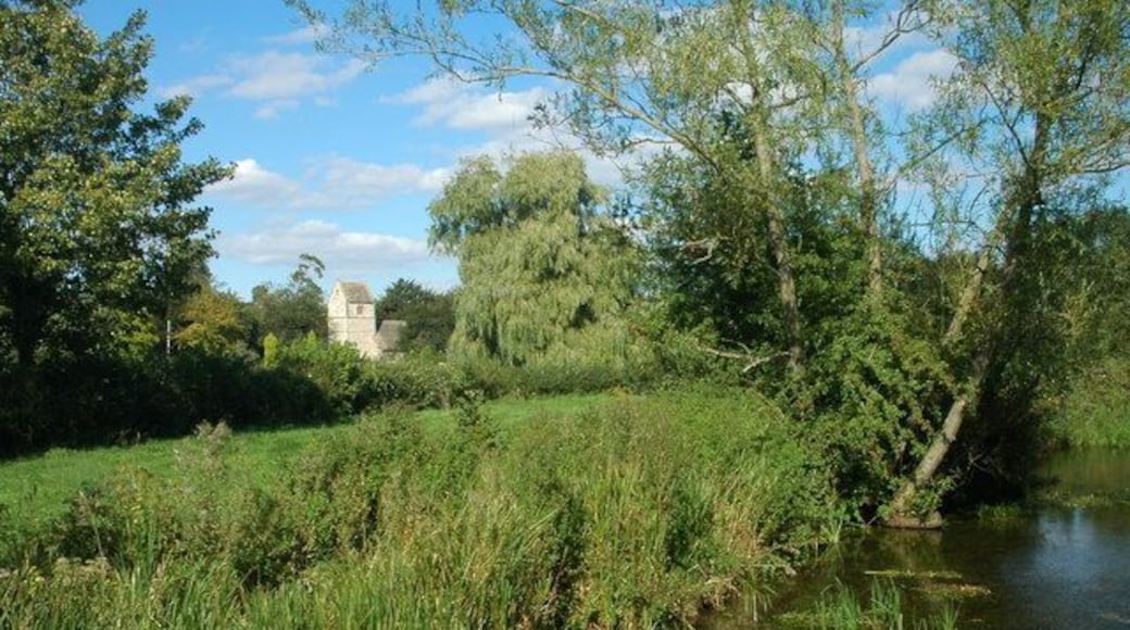 Eastleach Turville church from the river