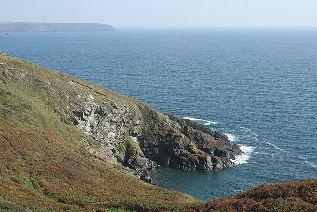 Landewednack: Enys Head With Black Head in the distance