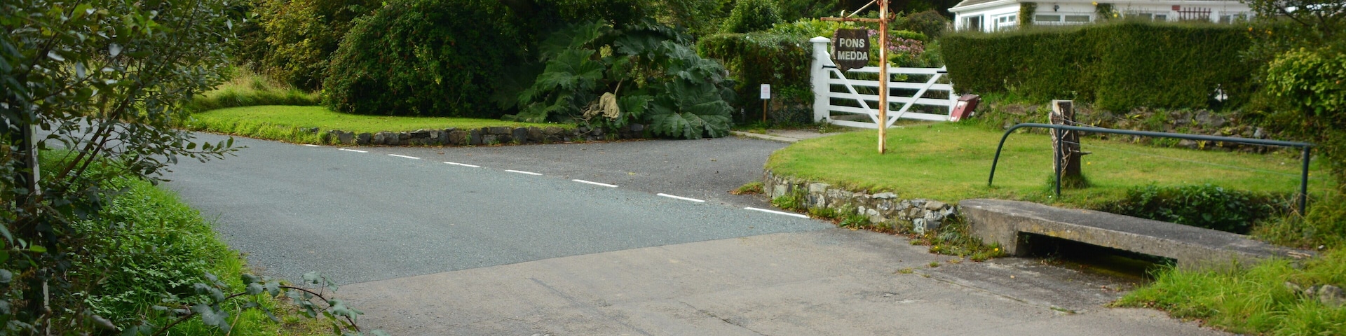 Ruan Major Ford. This dry ford is found beside Pons Medda at Ruan Major.