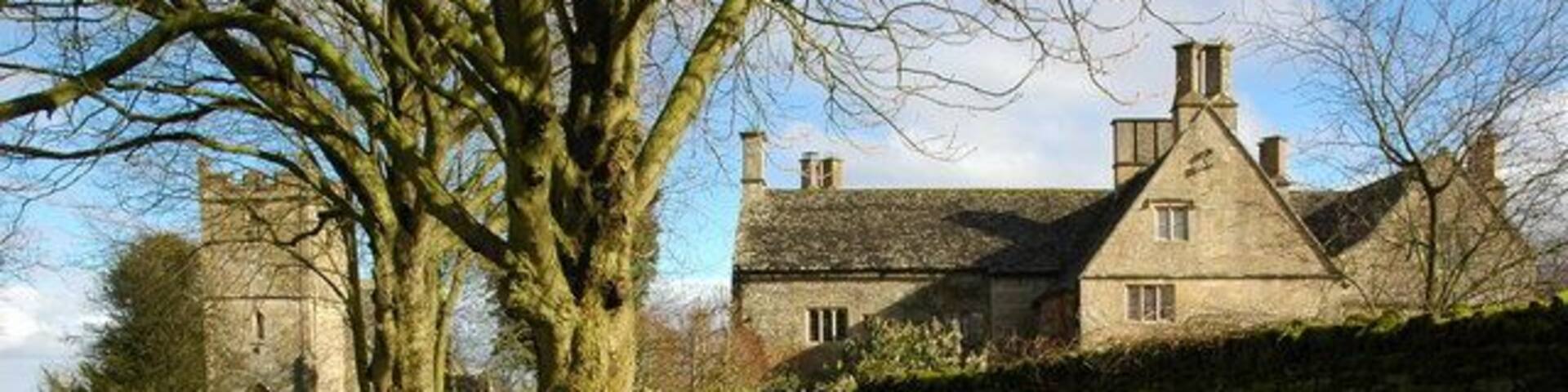 Hawling church and Manor Hawling church and Manor viewed from the footpath to the west.