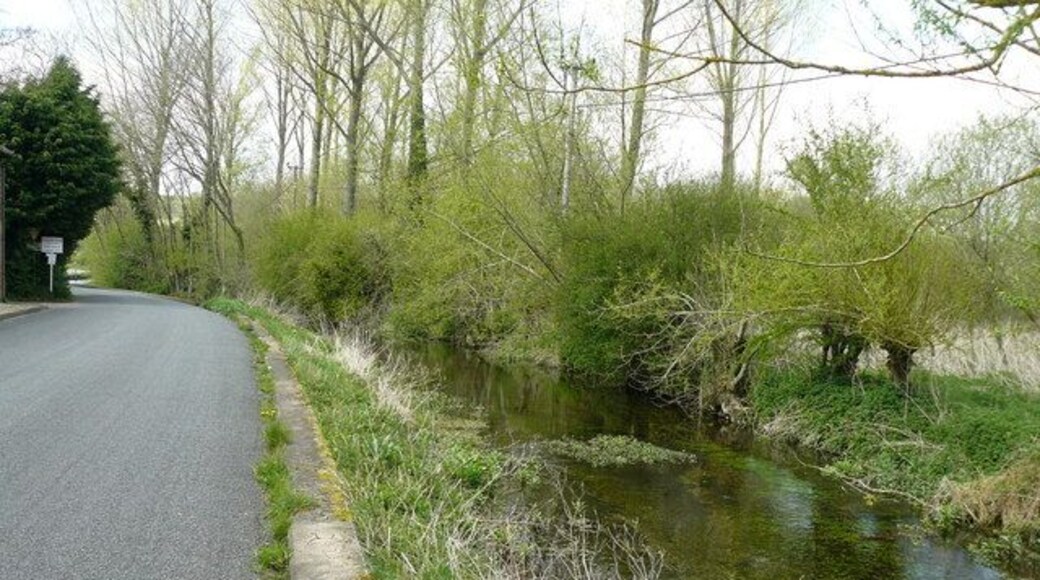 Idmiston - The River Bourne The River Bourne running alongside Church Road.