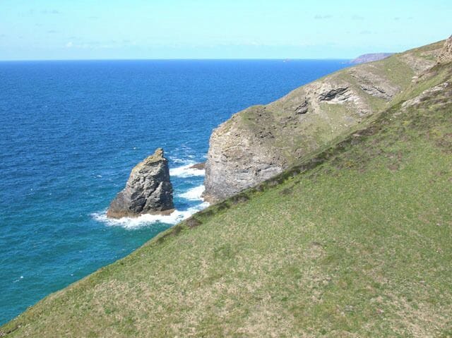 Diamond Rock. Diamond rock is a pointy diamond-like shaped rock which can be seen when heading from Portreath.