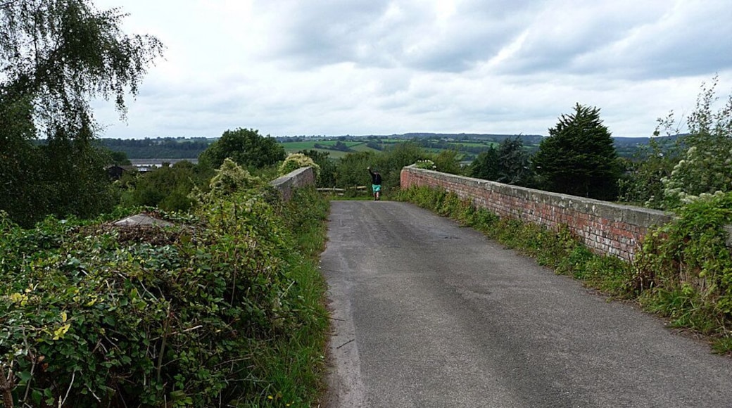 Bridge near Sunnybrook Farm