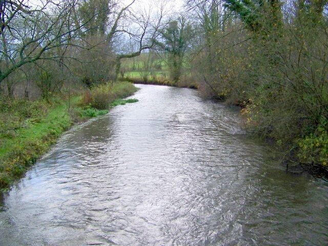 River Wylye, Boyton Looking downstream from Boyton Bridge.