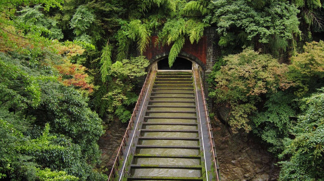 Yatsusawa power station number 1 aqueduct.