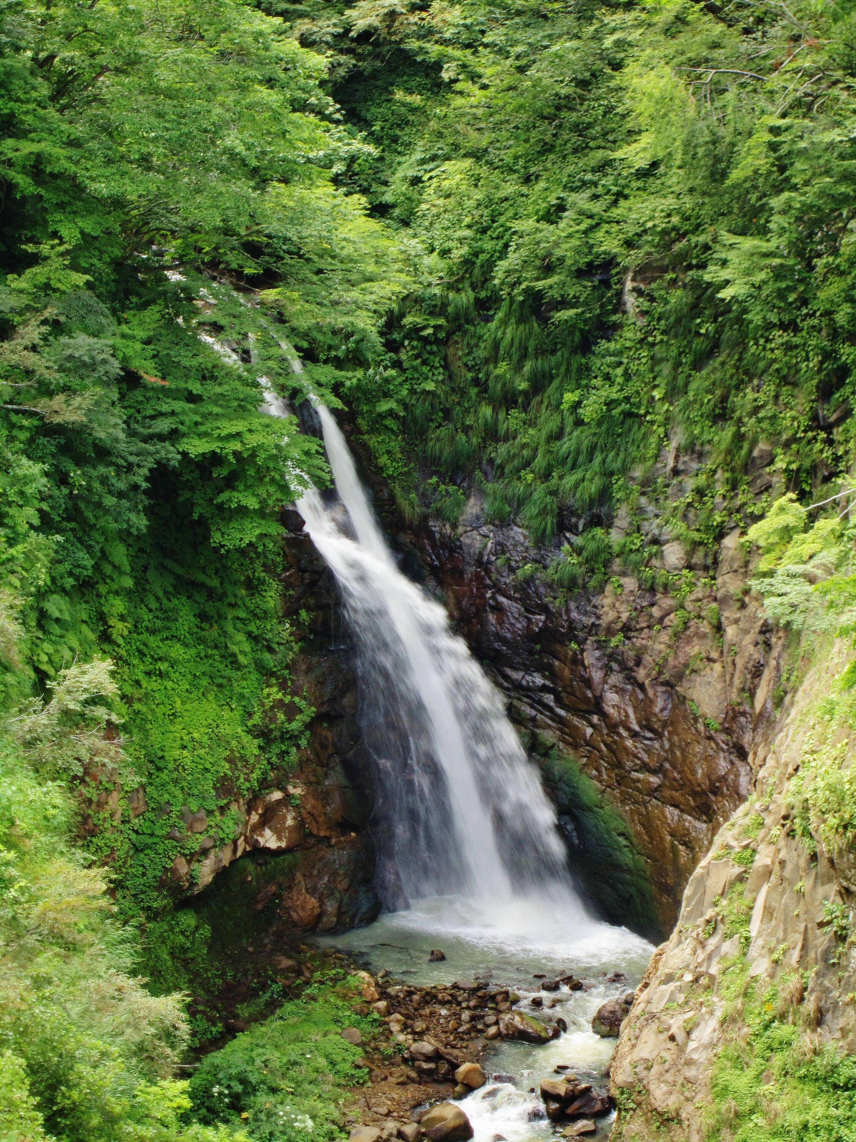 Ōtagiri River Fudō Falls (Ōtaki Falls).