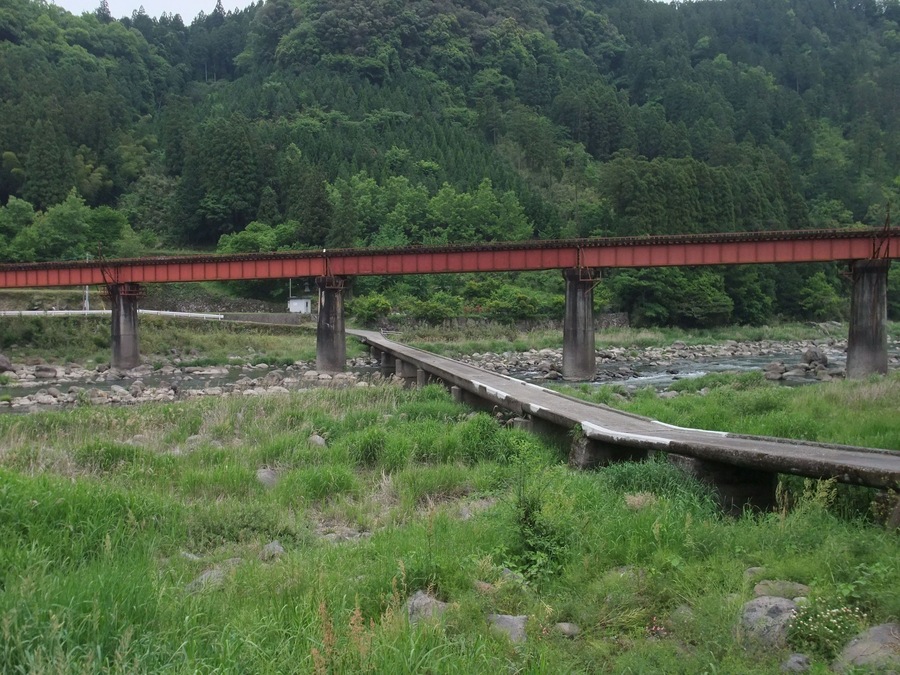 沈み橋