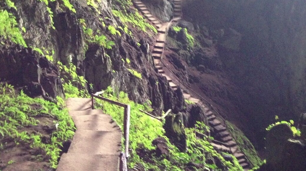 Take time to explore a little further than Kuching. Drive towards Bau and you will find 3 attractions not far from each other. The blue lake, wind cave and fairy cave (in this picture). Sport shoes a must and flashlight too. #hiking