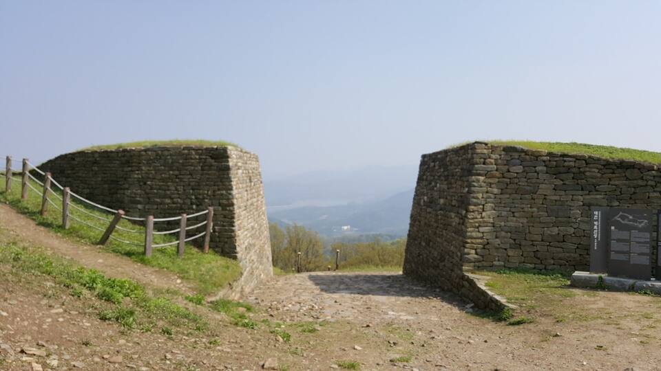 Main gate of Gyejok mountain fortress