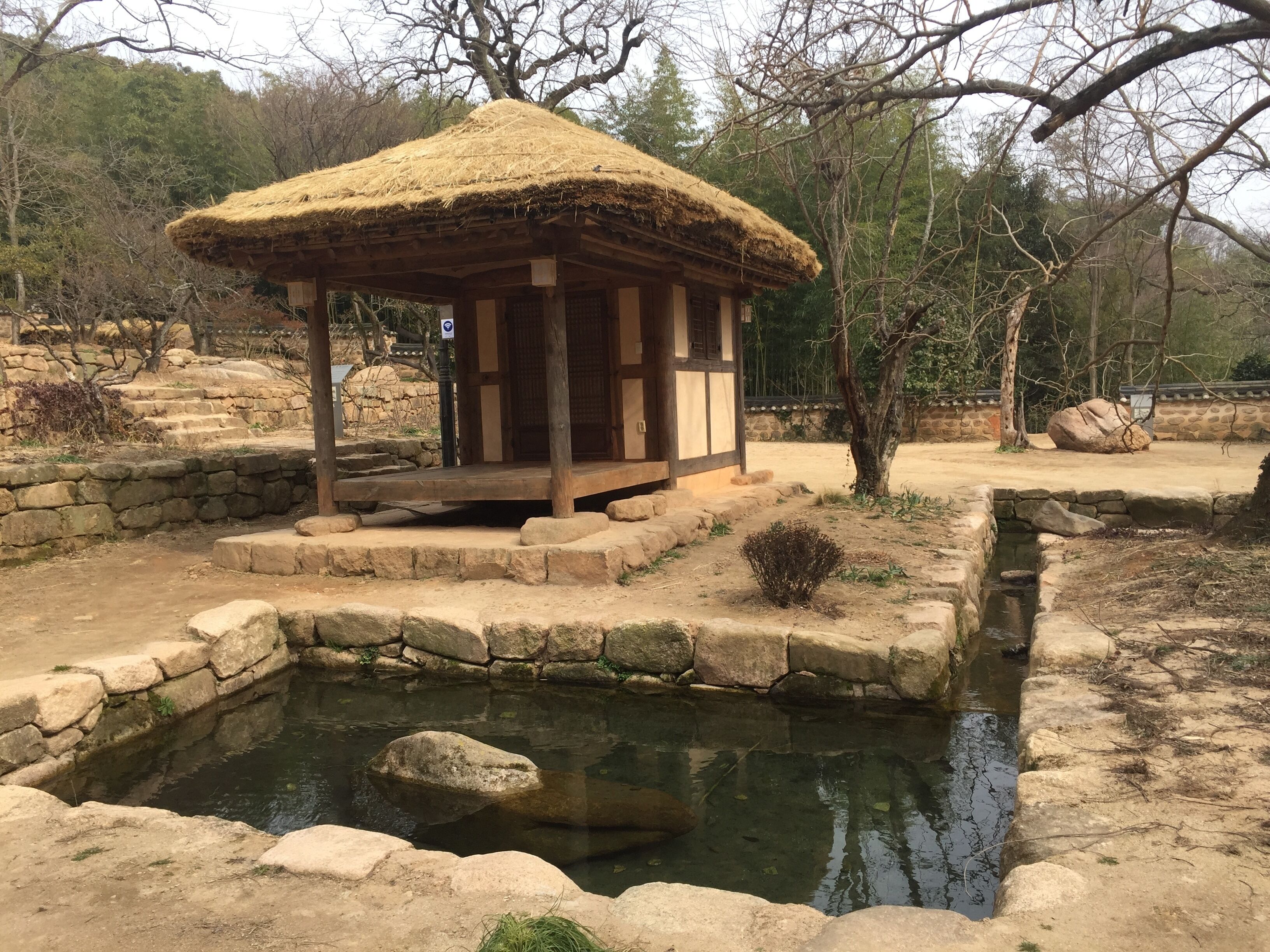 traditional house at Baikwoon-dong garden.