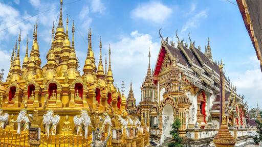 Wat Phrathat Suthon Mongkhon Khiri temple complex in Phrae, Thailand
