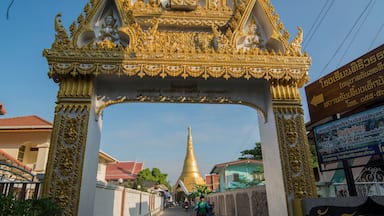 THAILAND MAE SOT WAT CHUMPHON KHIRI TEMPLE