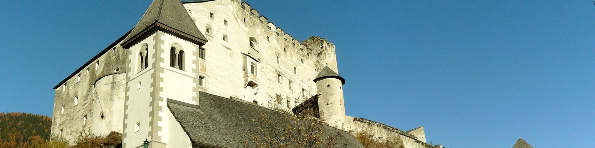 This media shows the protected monument with the number 2379 in Austria.