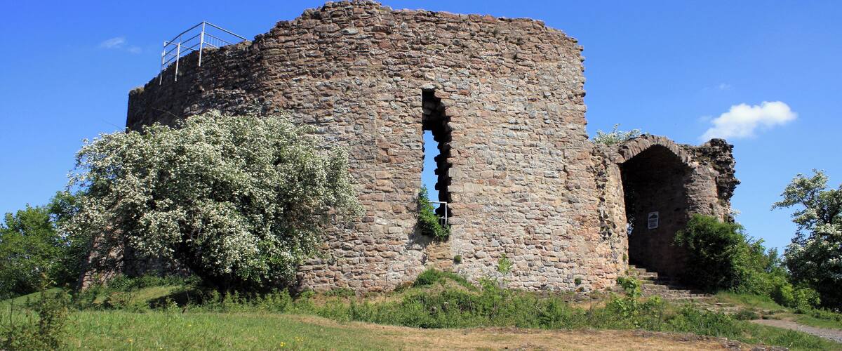 Burgruine Frauenberg von außen