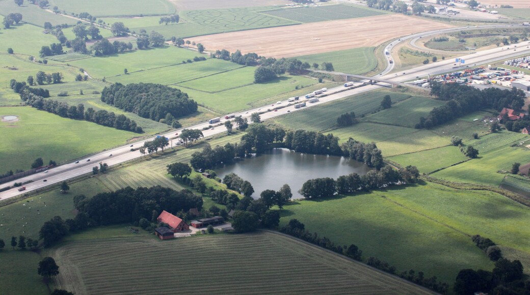 Lufbilder Brinkum: Brinkum, Silbersee, Dreieck Stuhr (identische Bildbeschreibung für File:2012-08-08-fotoflug-bremen zweiter flug 1355.JPG bis File:2012-08-08-fotoflug-bremen zweiter flug 1437.JPG; alle mit GPS-Koordinaten