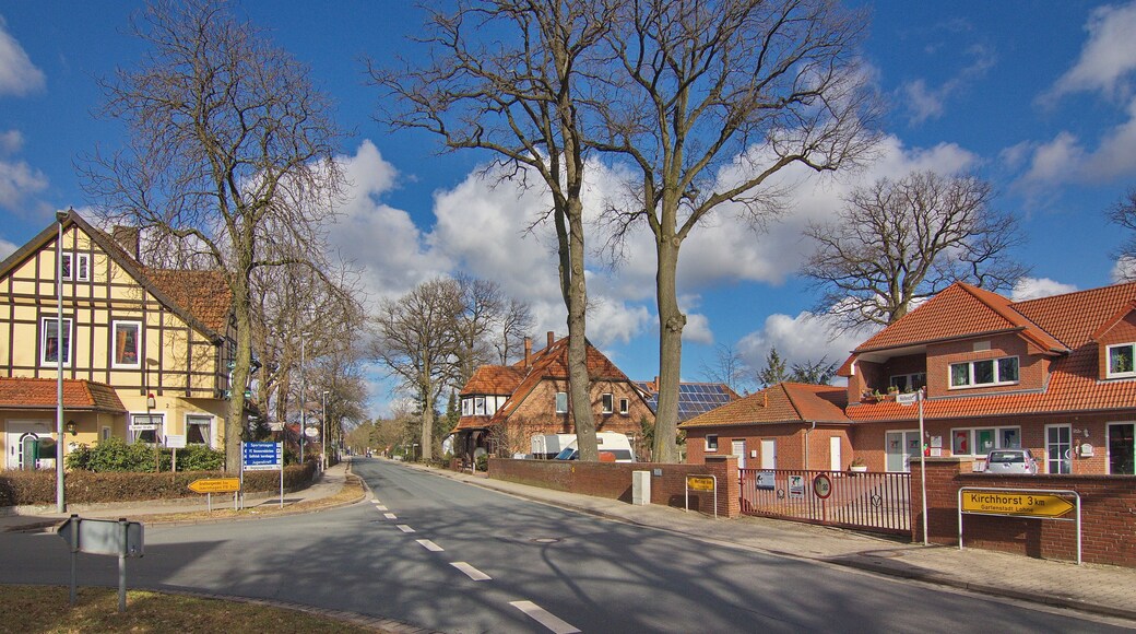 Ortsblick Neuwarmbüchen (Isernhagen), Niedersachsen, Deutschland