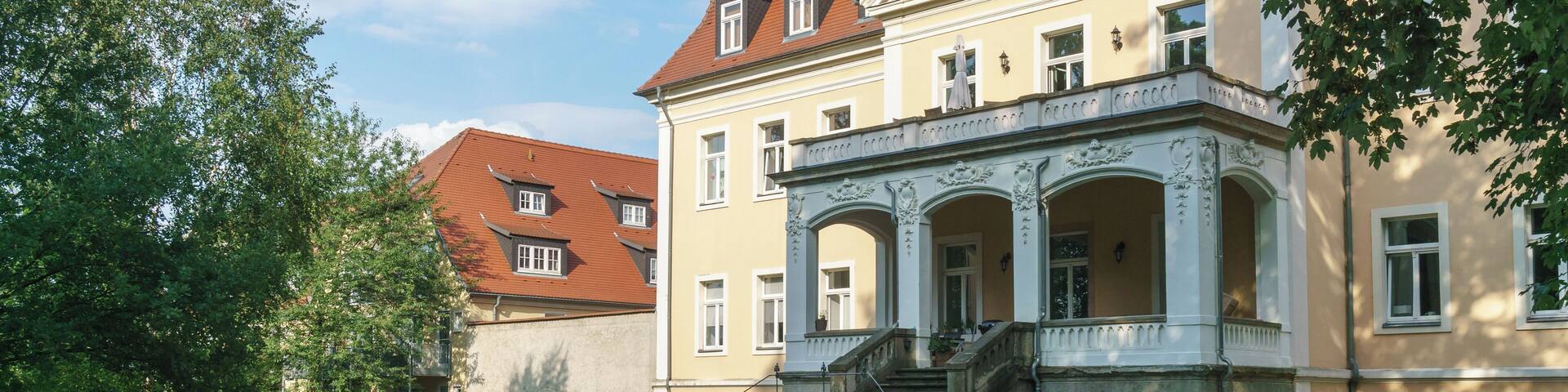 Schloss Ammelshain, Ansicht vom Schlosspark