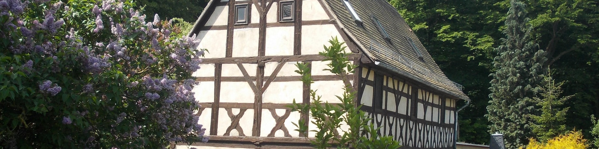 Half-timbered house near the church in Grossstechau (Löbichau, Altenburger Land district, Thuringia)