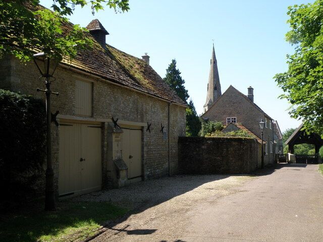 Barn and house at Achurch
