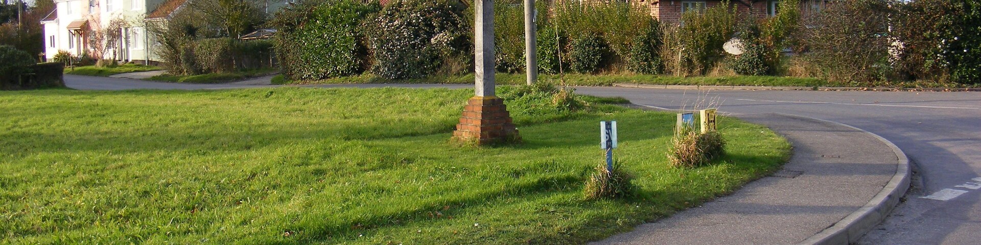 Bedfield Village Sign (Rear view)
