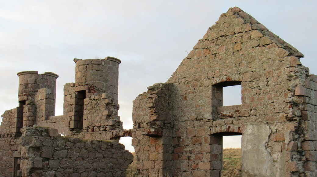 Step back in time to this beautiful old castle right on the cliffs.
#stunningstructures