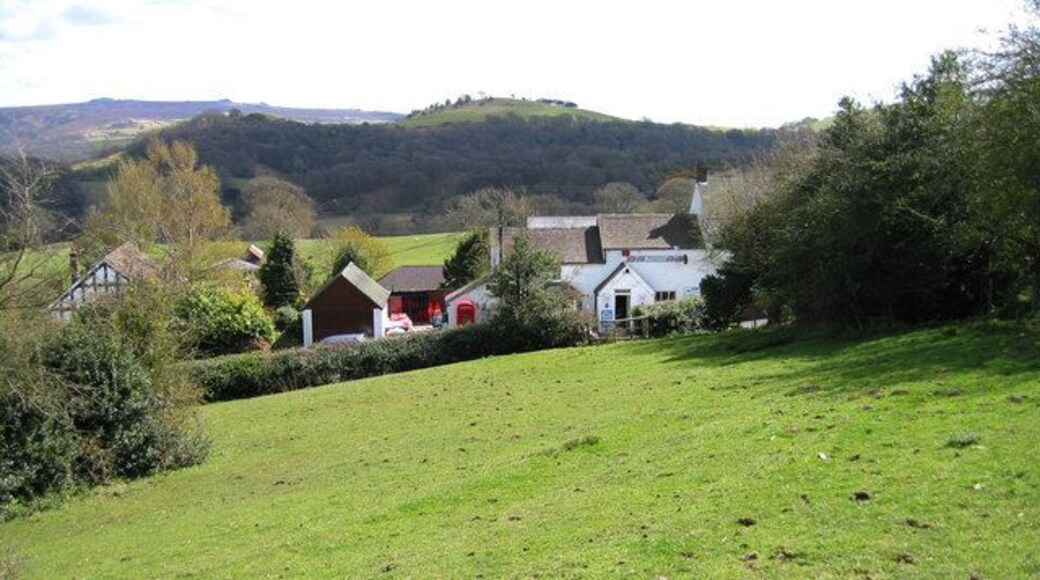 Post Office and Shop from the footpath