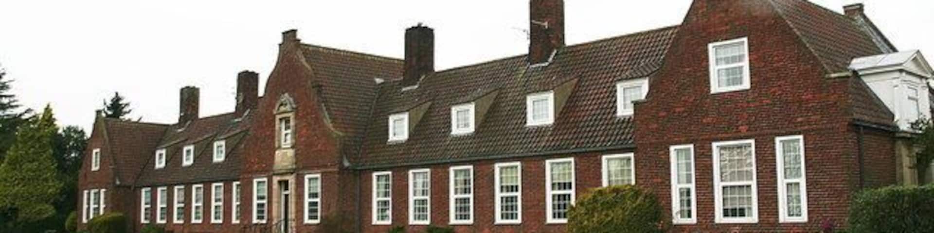 McAulay Memorial Homes, Aylesby