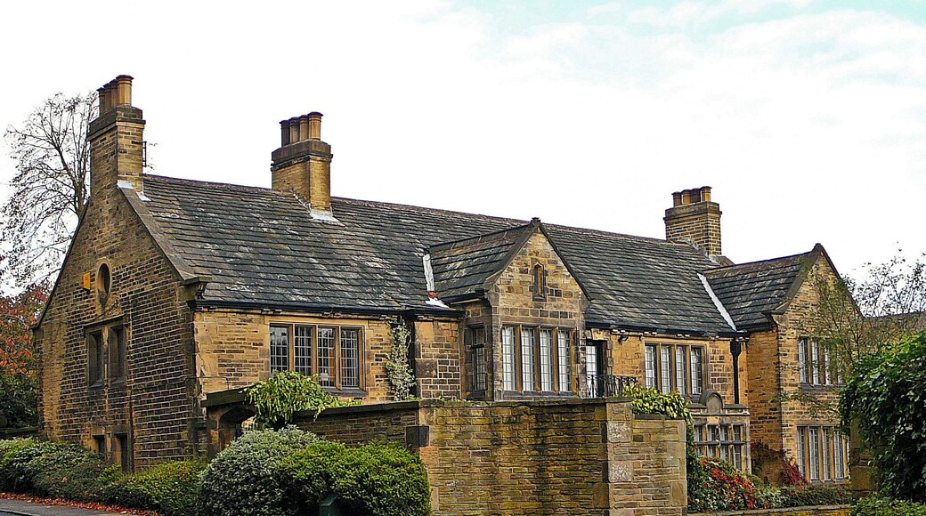 Woodhall Lane, Pudsey