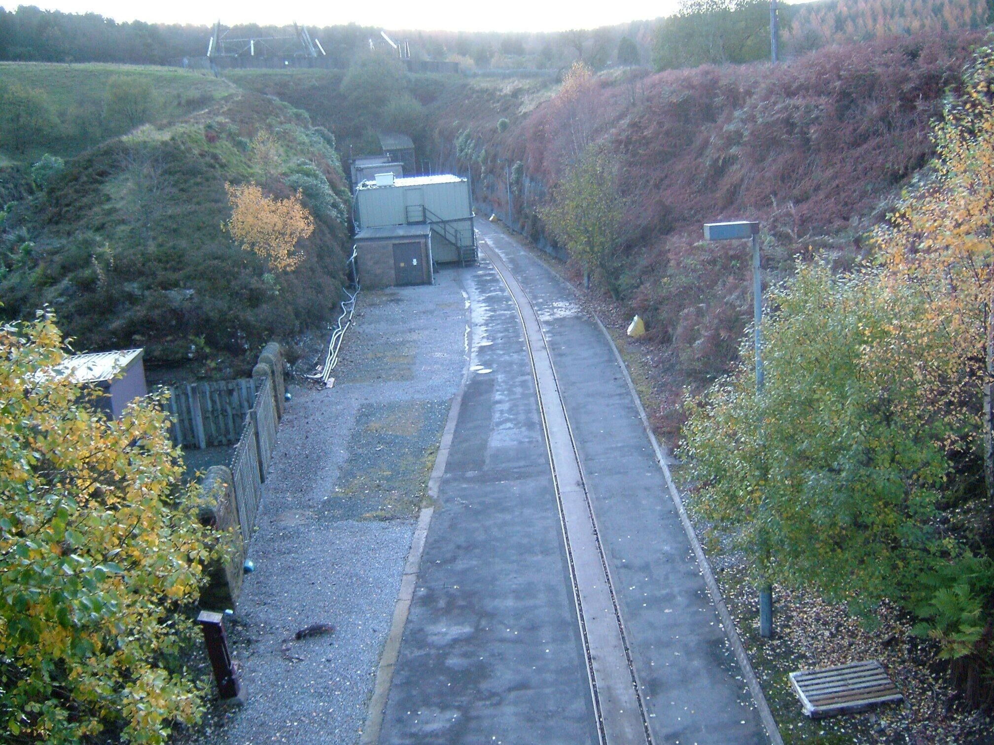 Dunford Bridge is a remote hamlet lying northwest of Sheffield in South Yorkshire, England. The eastern end of the Woodhead Tunnel is in the centre of the hamlet. In extreme low light. The eastern portal of Woodhead 1 & 2. Camera location 53° 31′ 03.85″ N, 1° 45′ 49.35″ W View this and other nearby images on: OpenStreetMap - Google Earth 53.517736; -1.763708