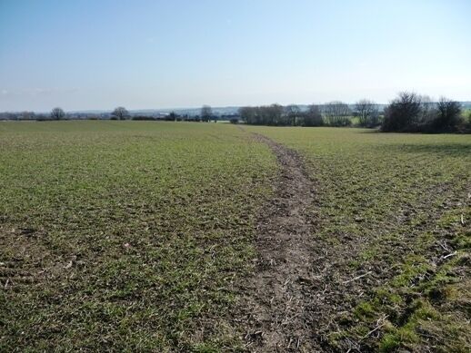 Footpath to Kinsley There are big open views as the land falls slightly.
