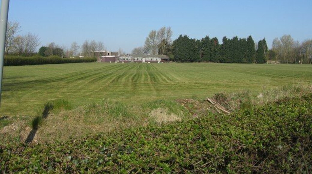 Former sports field Opposite the now closed chemical works. If my memory serves me correct these facilities were part of the complex.